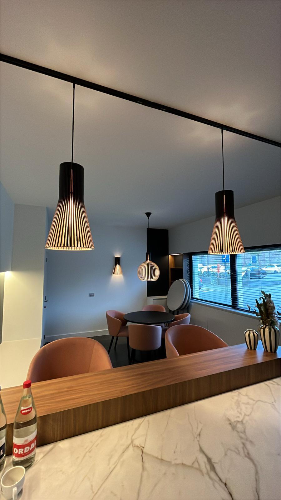 Verlichting binnen en buiten Service
