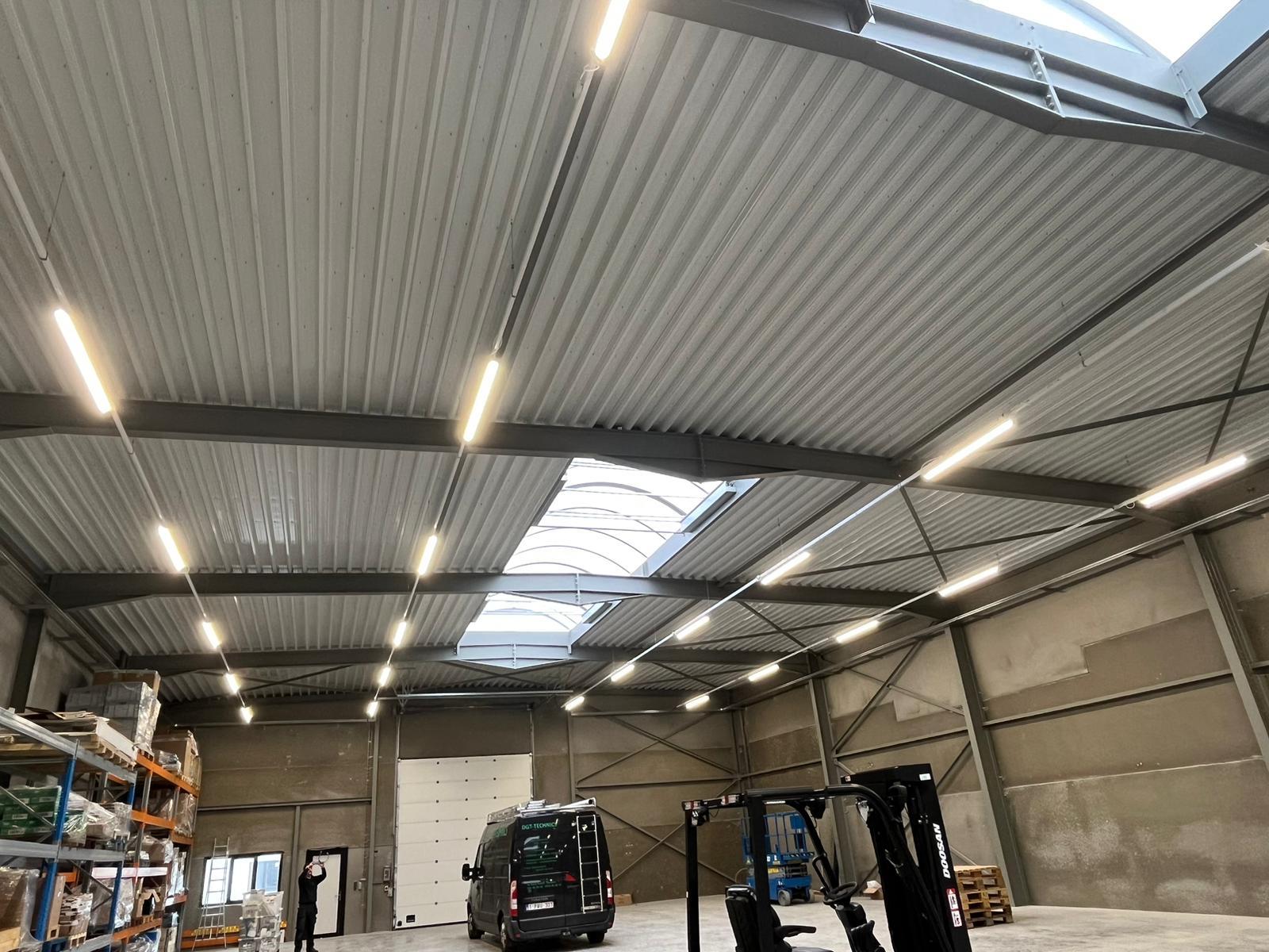 Elektriciteitswerken voor privé en industrie Service